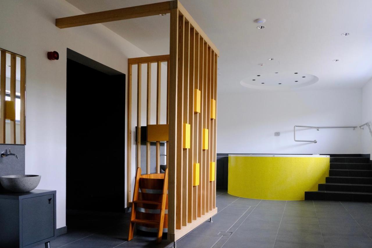 Kiraly Park Hotel Szombathely Bagian luar foto